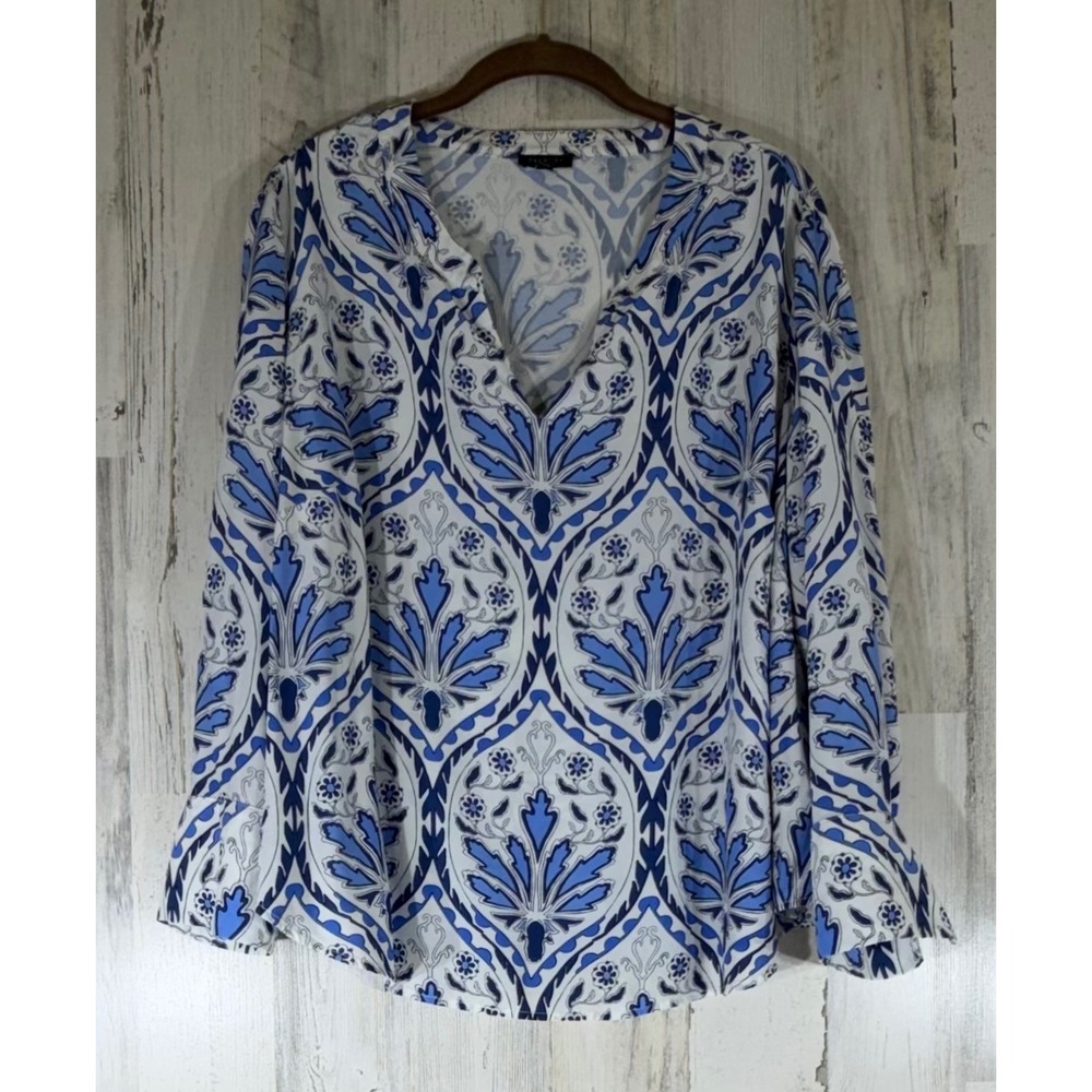 Talbots Blouse 2XP Blue Damask Medallion Split Neck Viscose Office Flowy READ